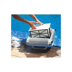 Dolphin Supreme M200 Zwembadrobot -Topzwembad dolphin supreme m200 zwembadrobot 3